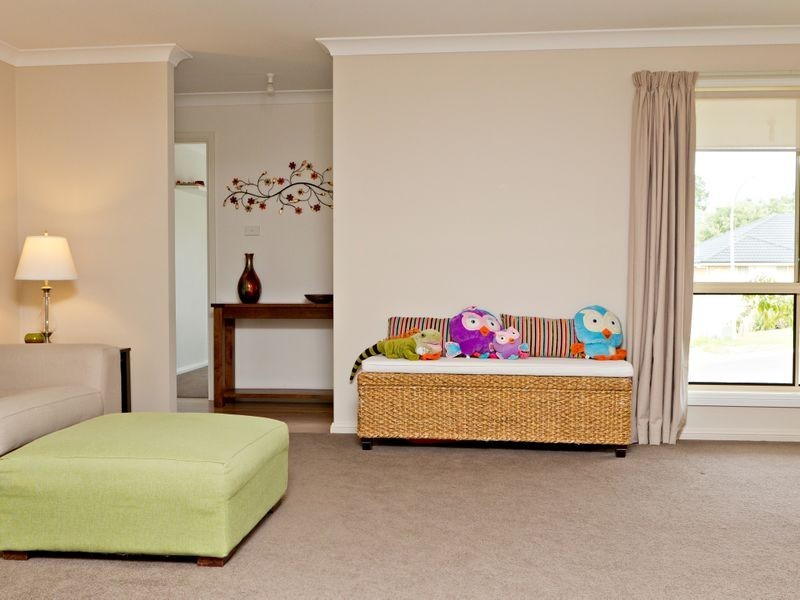 9 Hambrook Place, Young NSW 2594