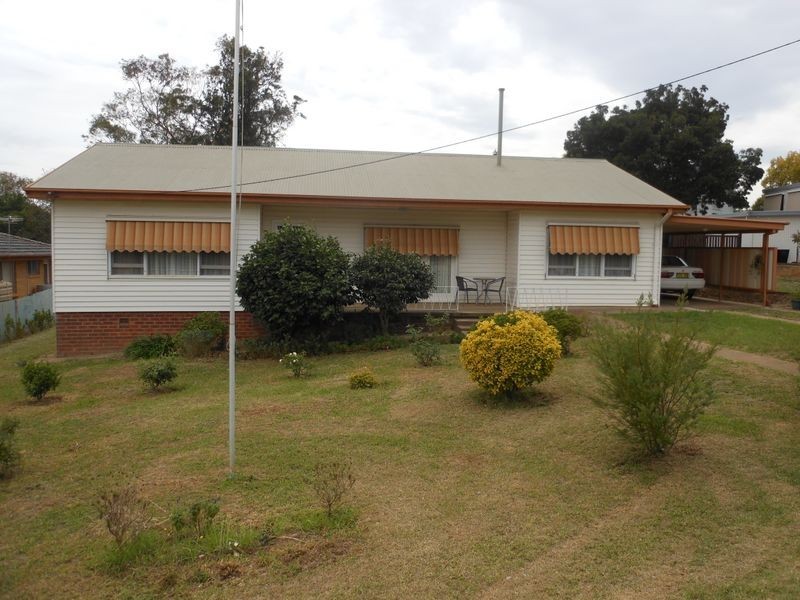 3 Nasmyth Street, Young NSW 2594