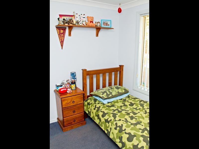 17 Mathew Crescent, Young NSW 2594