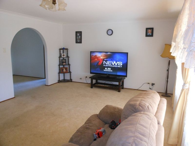 30 Tipperary Lane, Young NSW 2594