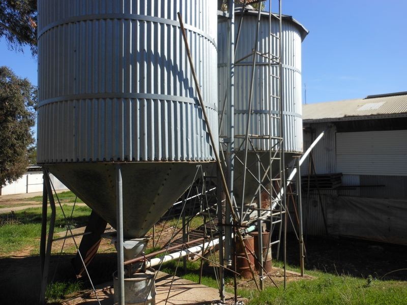 30 Tipperary Lane, Young NSW 2594