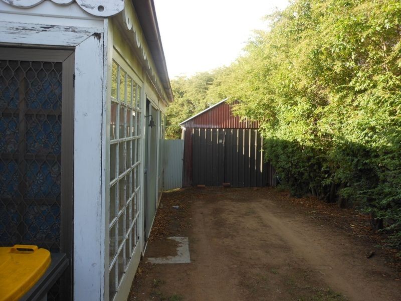 15 Spring Street, Young NSW 2594