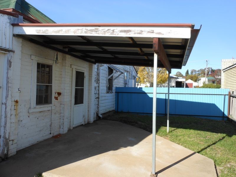 15 Spring Street, Young NSW 2594