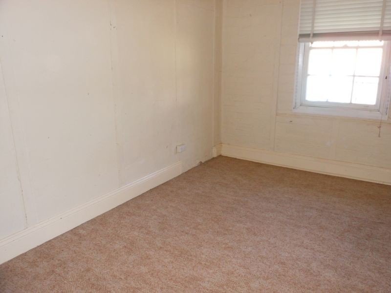 15 Spring Street, Young NSW 2594