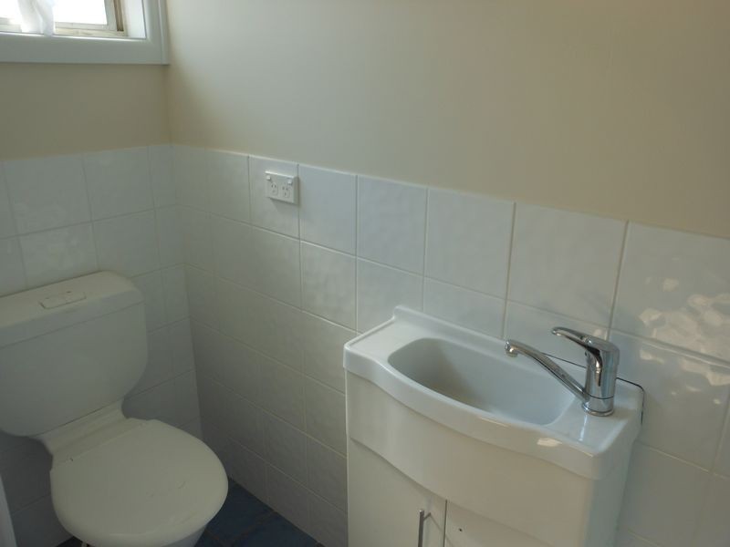 11 Boothby Street, Young NSW 2594