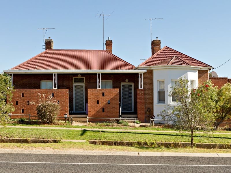 31 Wombat Street, Young NSW 2594