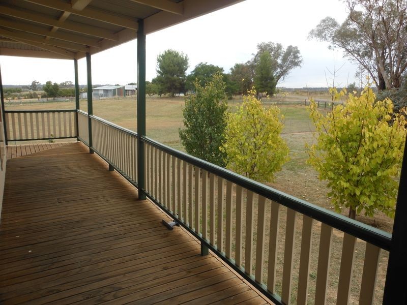 166 Chums Lane, Young NSW 2594