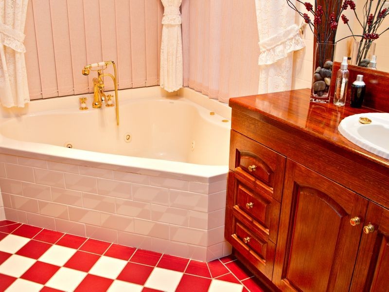 64 Fontenoy Street, Young NSW 2594