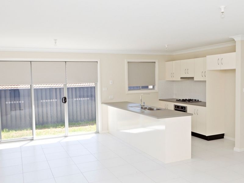 4 Yass Street, Young NSW 2594