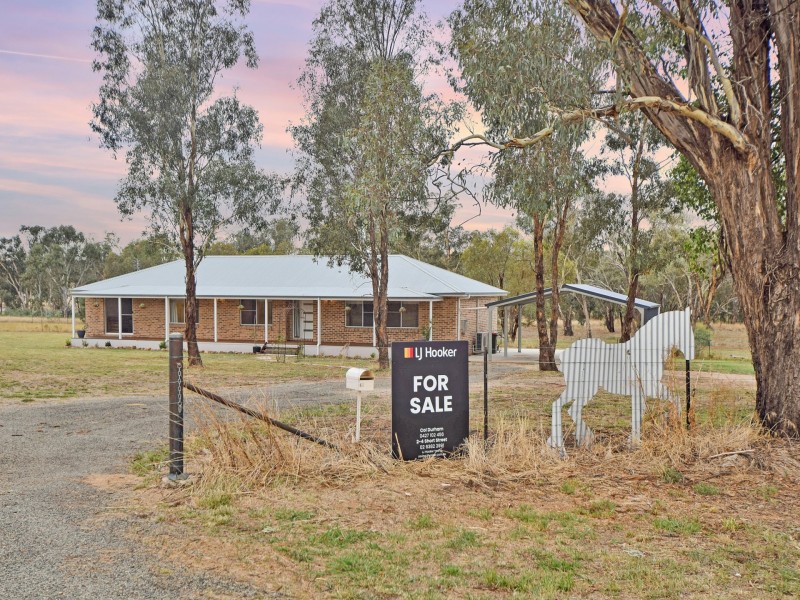62 Bendick Murrell Road, Young NSW 2594