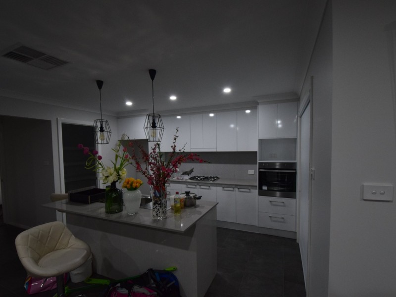 2 Francis Place, Young NSW 2594