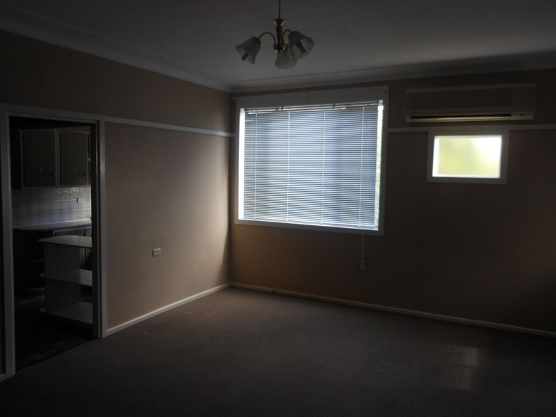 18 Taylor Road, Young NSW 2594