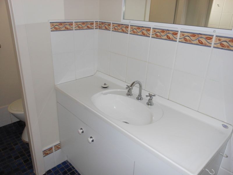 136 Edwards Street, Young NSW 2594