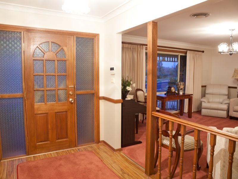 15 Petticoat Lane, Young NSW 2594