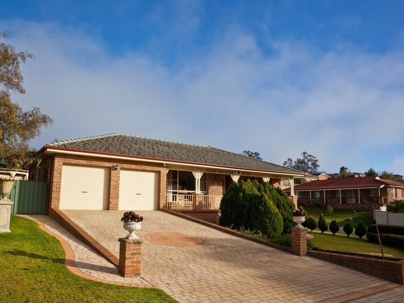 15 Petticoat Lane, Young NSW 2594