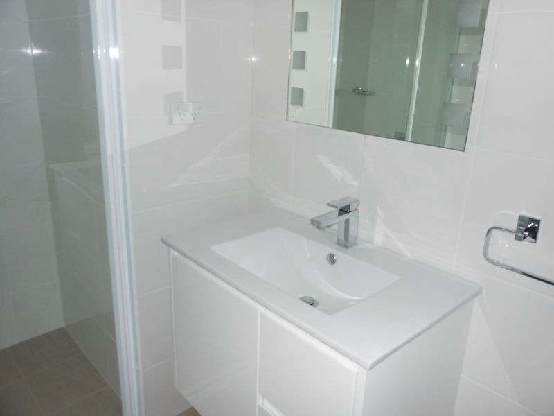 17 Henry Place, Young NSW 2594