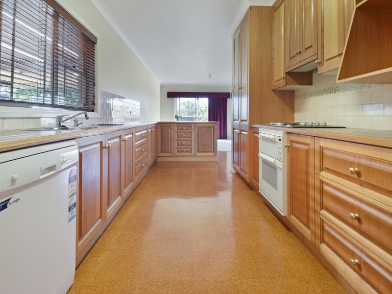 71 Kabardin Lane, Young NSW 2594