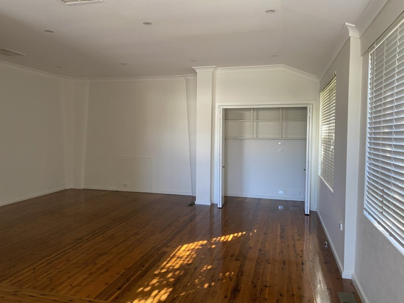 36 Thornhill Street, Young NSW 2594