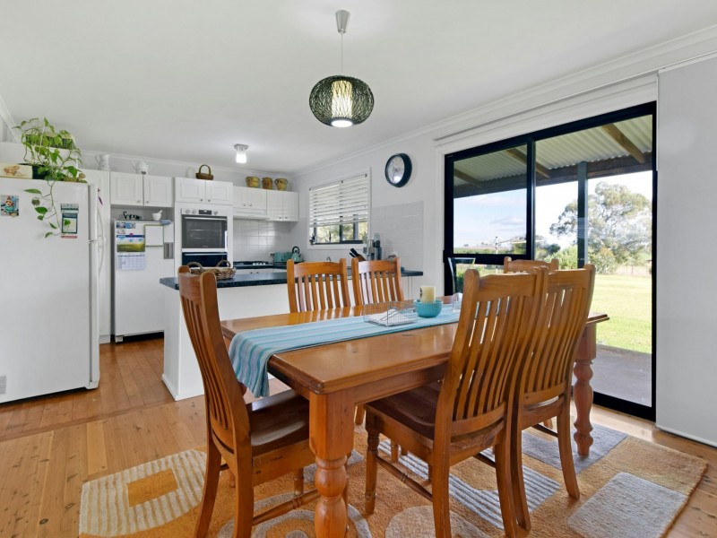 139 Monteagle Stock Route Road West, Young NSW 2594