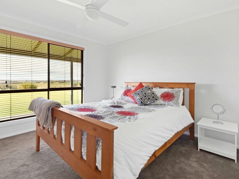 139 Monteagle Stock Route Road West, Young NSW 2594