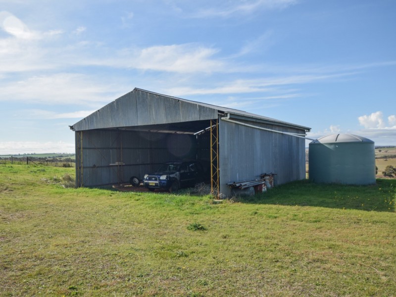 139 Monteagle Stock Route Road West, Young NSW 2594