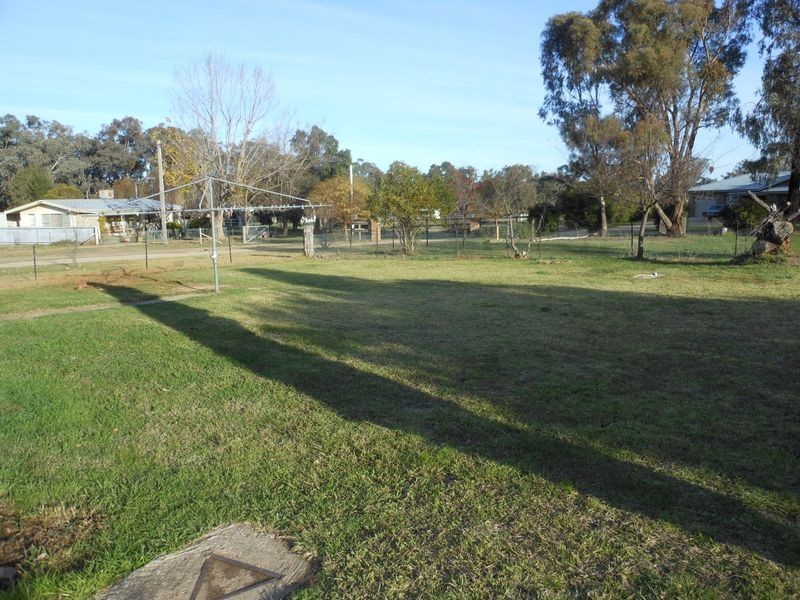 40 Forsythe Avenue, Young NSW 2594