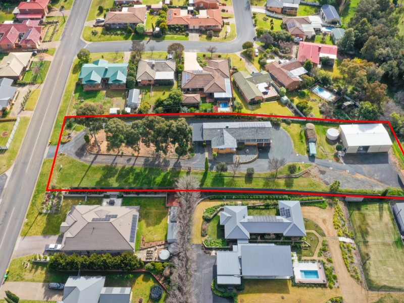 67 Fontenoy Street, Young NSW 2594