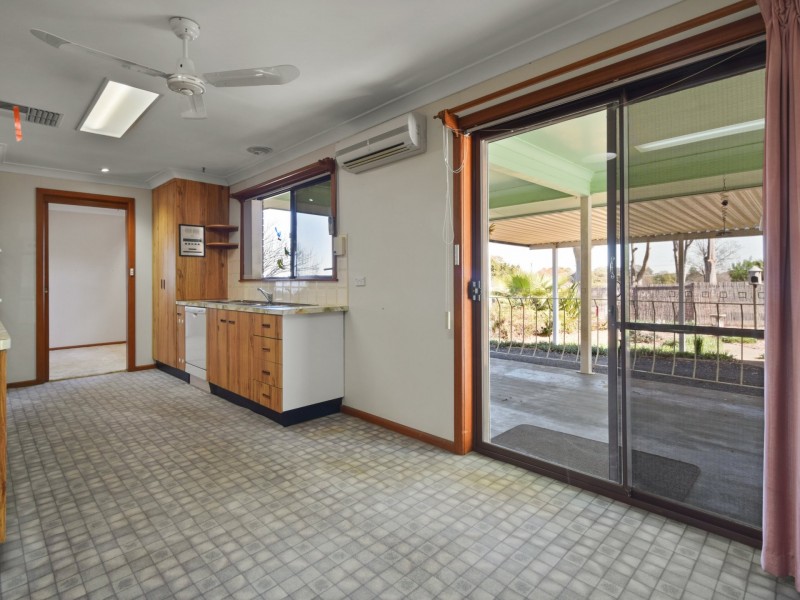 67 Fontenoy Street, Young NSW 2594