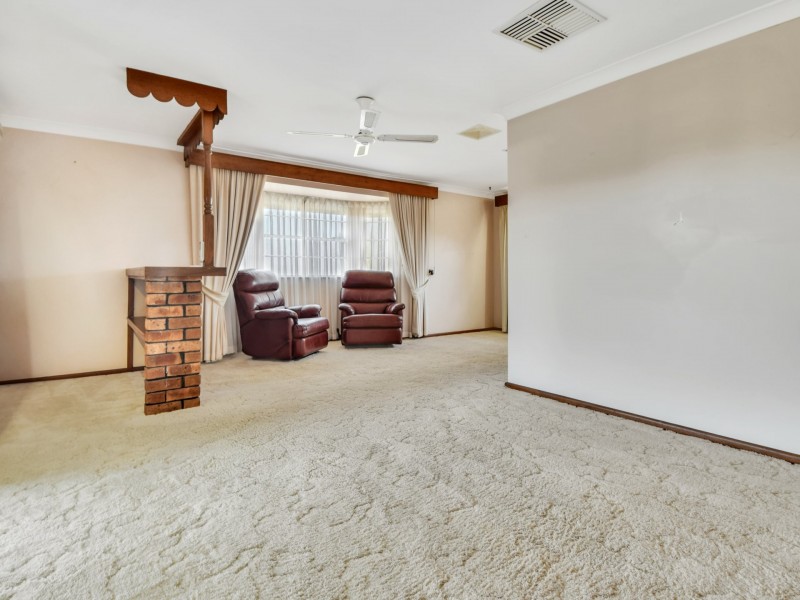 67 Fontenoy Street, Young NSW 2594
