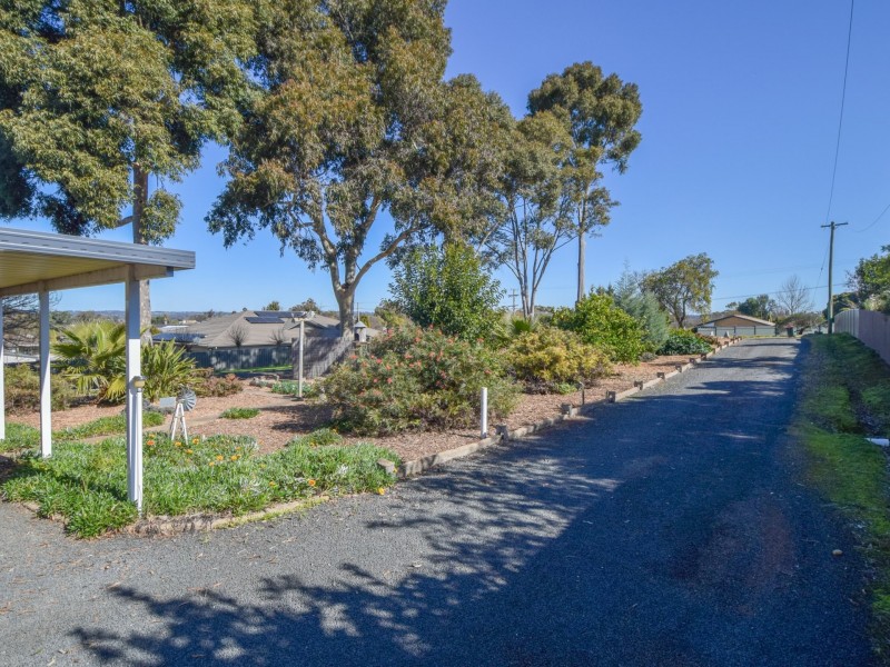 67 Fontenoy Street, Young NSW 2594