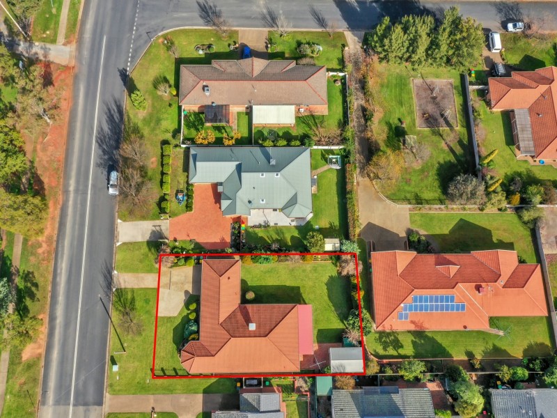 87 Thornhill Street, Young NSW 2594