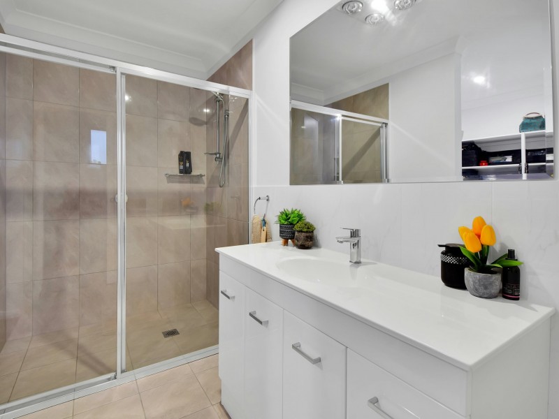 105 Wambanumba Drive, Young NSW 2594