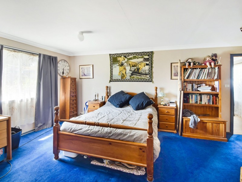 67 Windermere Street, Young NSW 2594