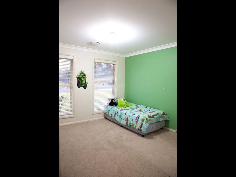 109 Fontenoy Street, Young NSW 2594