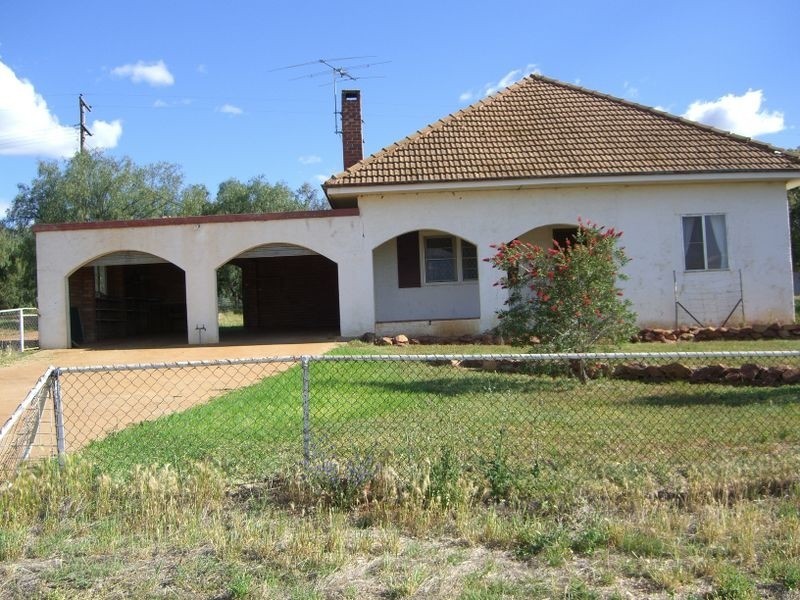 000 Grenfell Road, Young NSW 2594