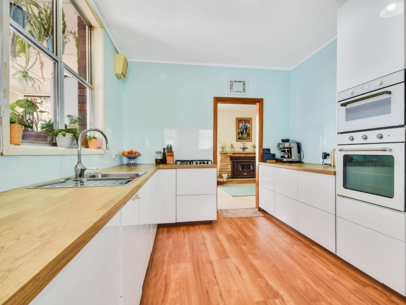 25 Hills Street, Young NSW 2594