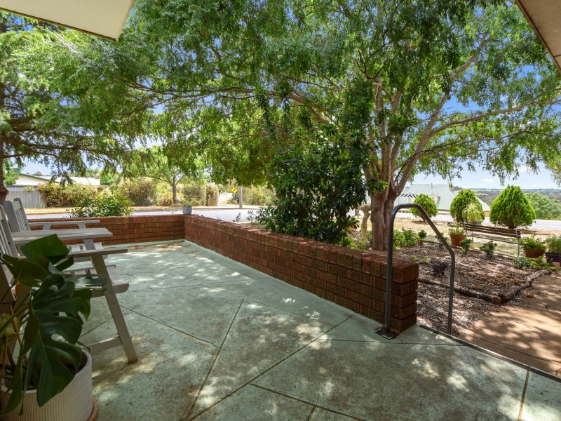 25 Hills Street, Young NSW 2594