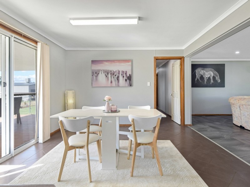 18 Ewens Street Bendick Murrell via, Young NSW 2594