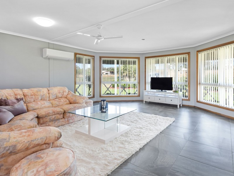 18 Ewens Street Bendick Murrell via, Young NSW 2594