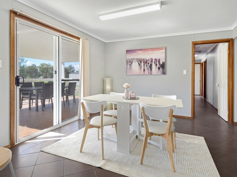 18 Ewens Street Bendick Murrell via, Young NSW 2594