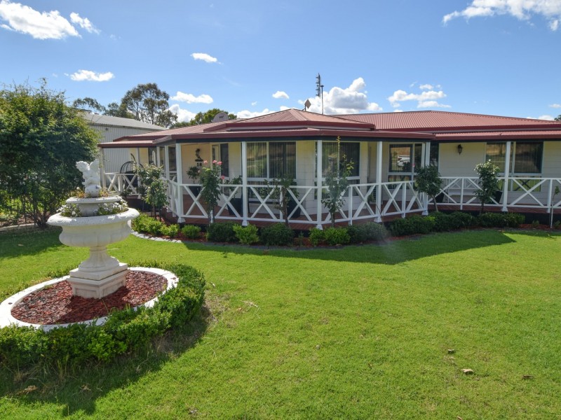 18 Ewens Street Bendick Murrell via, Young NSW 2594