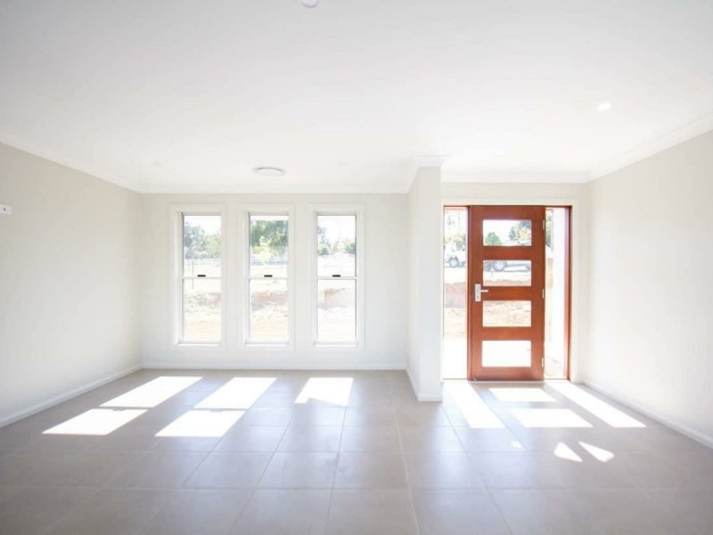 1-189 Henry Lawson Way, Young NSW 2594
