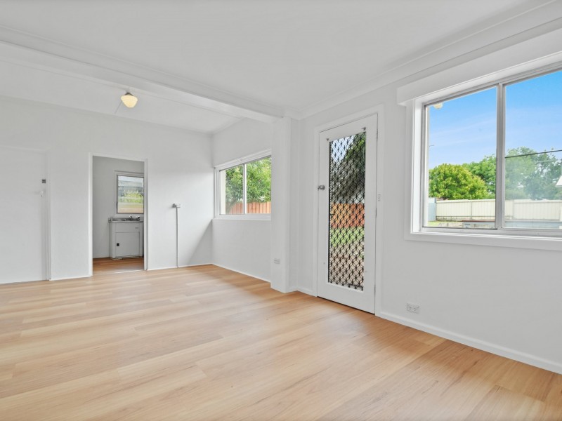 77 Brock Street, Young NSW 2594