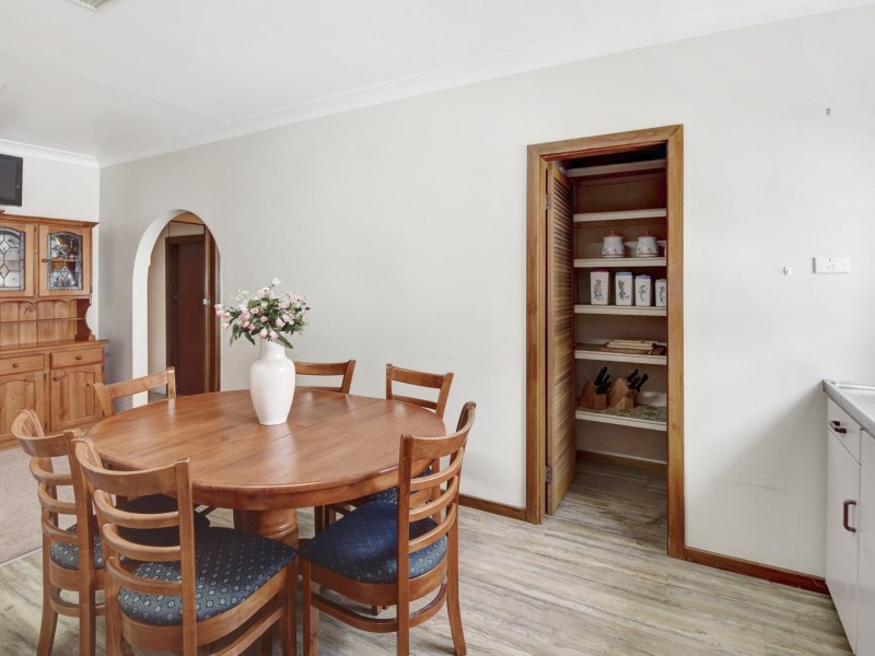 182 Nasmyth Street, Young NSW 2594