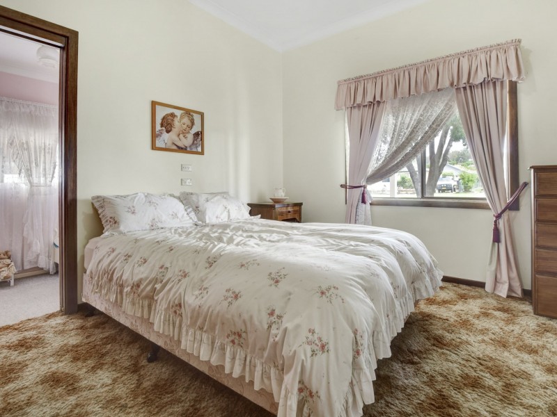 182 Nasmyth Street, Young NSW 2594