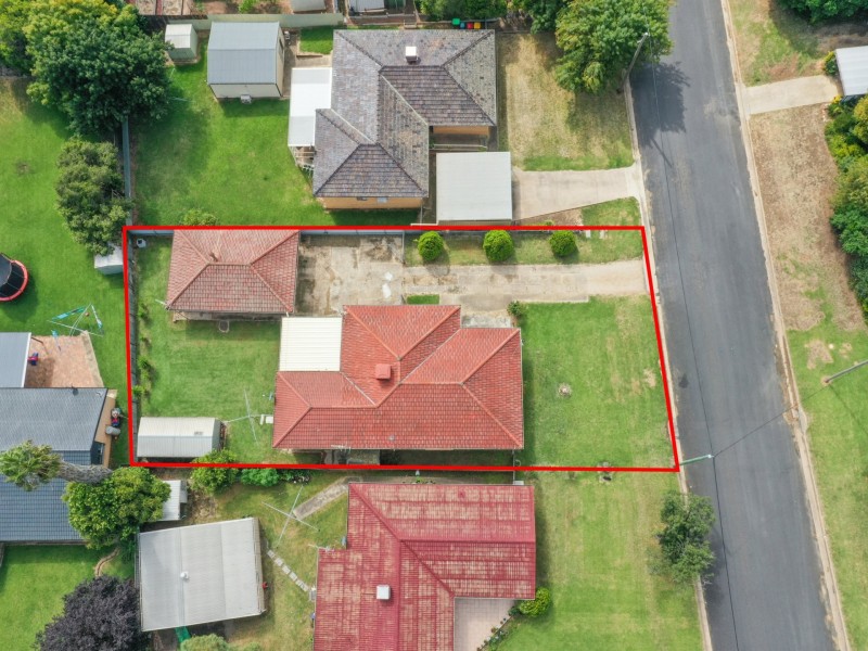3 Earl Street, Young NSW 2594