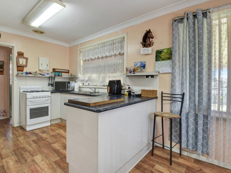 3 Earl Street, Young NSW 2594