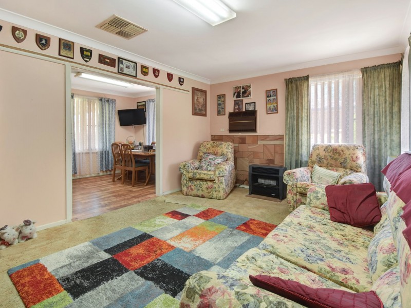 3 Earl Street, Young NSW 2594