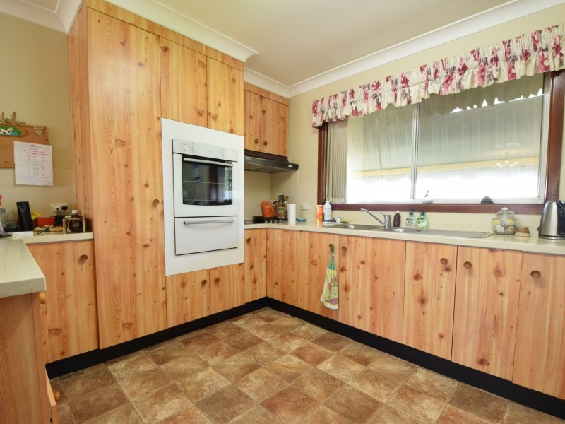 1/7 Murringo Street, Young NSW 2594