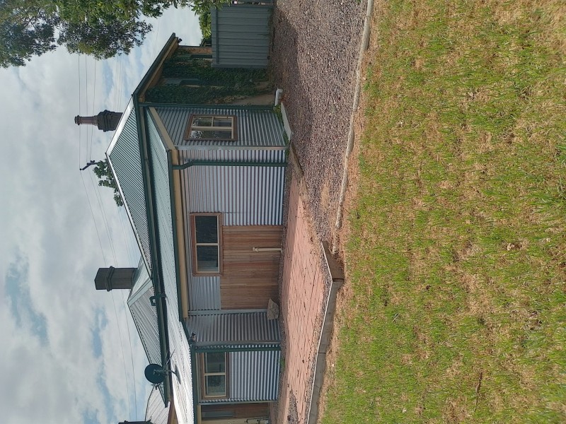 15 Clarke Street, Young NSW 2594